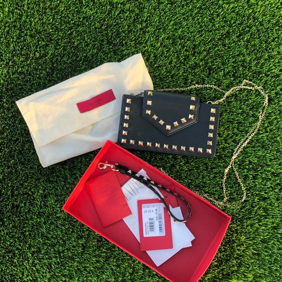 Valentino Rockstud Metallic Leather Wristlet Bag - Picture 4 of 4